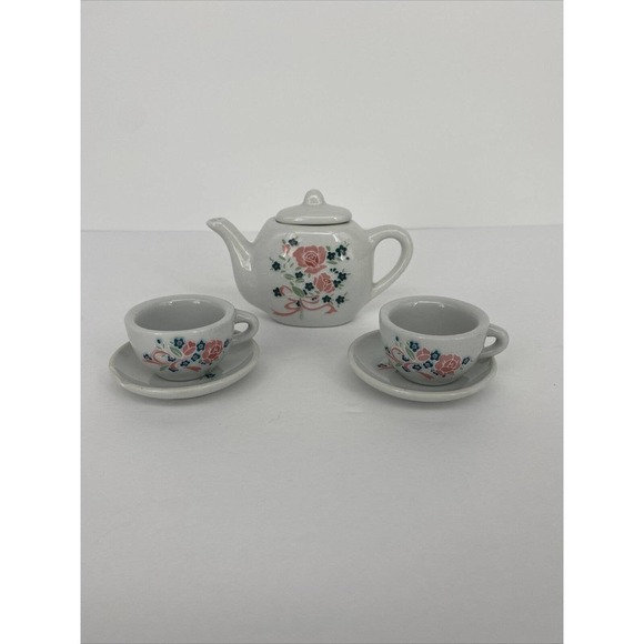 Vintage Child’s China Tea Set Battat Floral 5 PCs Great for 18 Inch Dolls - Picture 10 of 10